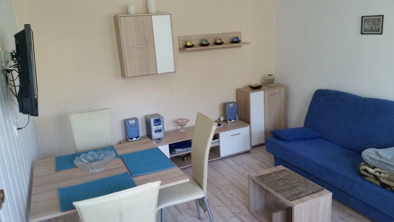 Ferienwohnung "Am Weinberg" Бад Шмидеберг Екстериор снимка